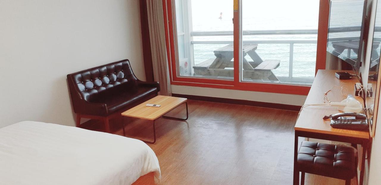 Time Motel Gangneung Eksteriør billede