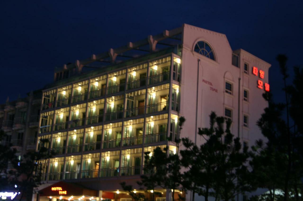 Time Motel Gangneung Eksteriør billede